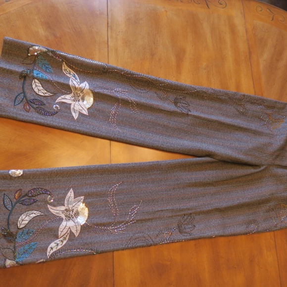 Express Brown Embellished Pants 5/6 Low rise Bootcut Embroidery Sequins - Picture 3 of 5